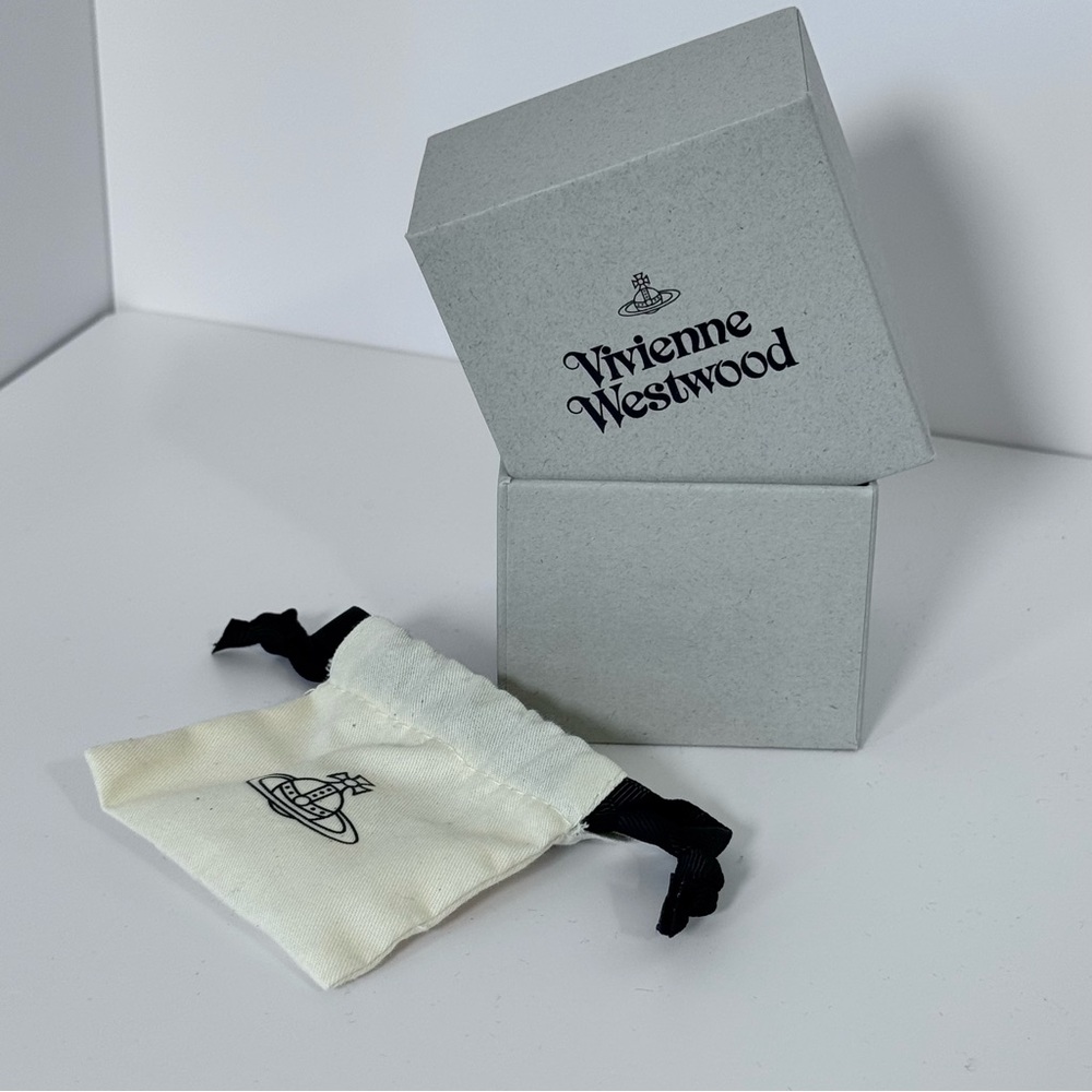 Vivienne Westwood silver rhinestone earrings - Picture 5 of 7